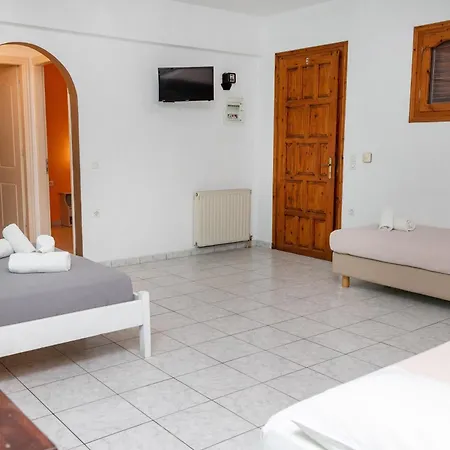 Depis Naxos Apartment