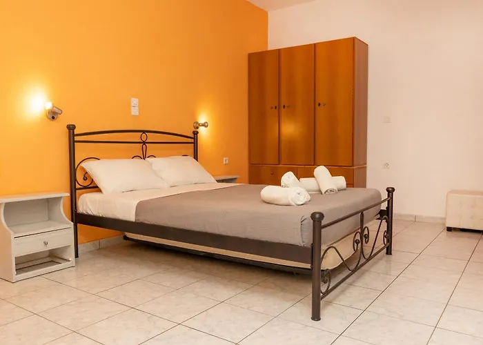 Depis Naxos * Naxos City